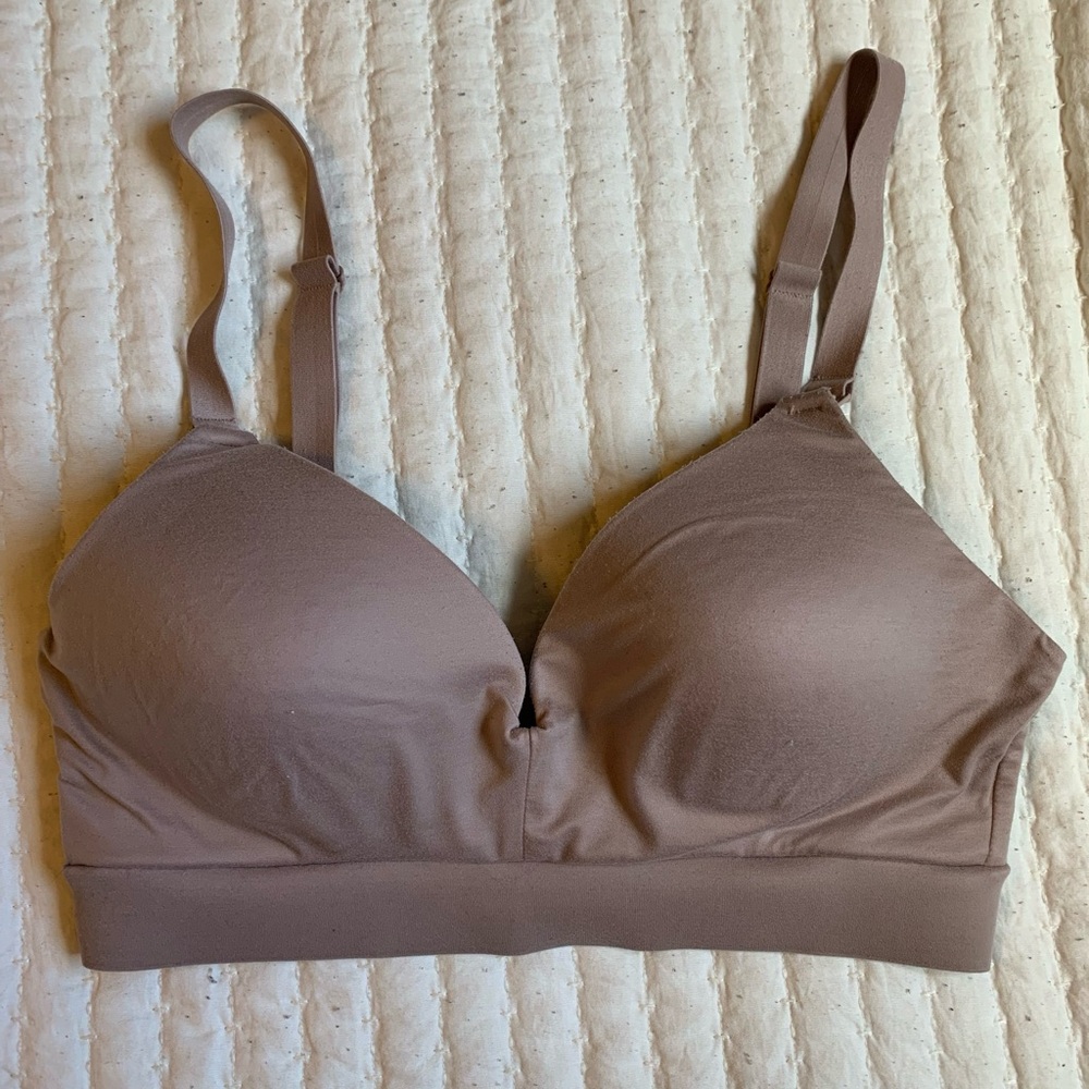 Kindred Bravely Minimalist Hands-free Nursing Breastfeeding and Pumping Bra